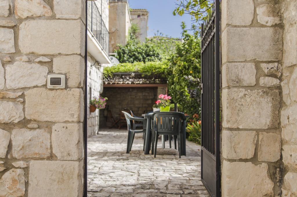 B&B Il Giardino Dei Mandarini Modica Eksteriør bilde